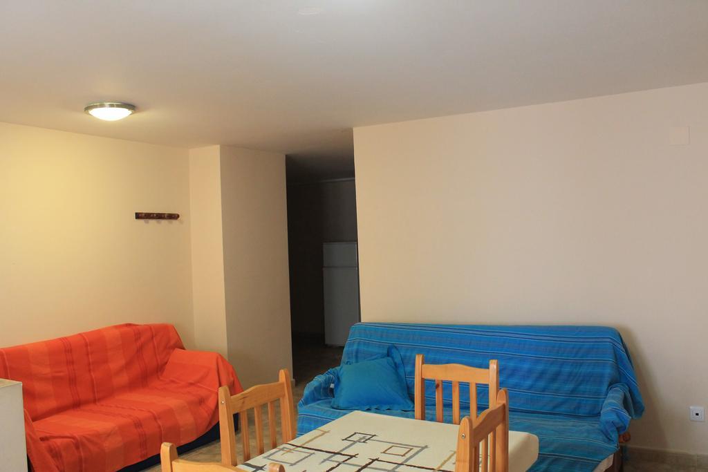 Apartamentos Turisticos Rosario Camarena de la Sierra Rom bilde